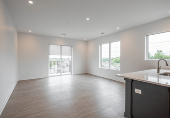 Knobview living room of flats at donelson plaza in nashville